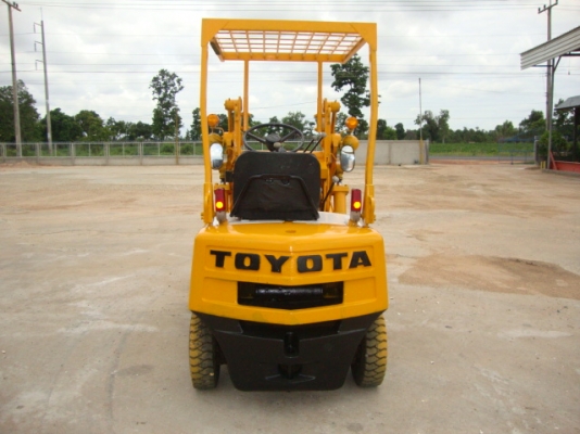 ขายรถตัก TOTOTA SG 7 ซีเรียล 11979 ขายรถตัก TOTOTA SG 7 ซีเรียล 11979