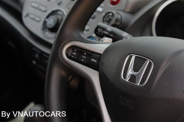 ฟรีดาวน์!!2009HONDA JAZZ 1.5i-VTEC SV(AS)ตัวท๊อป มือแรก พร้อมประกันชั้น1 ใบเปลี่ยนถ่ายน้ำมันเครื่อง