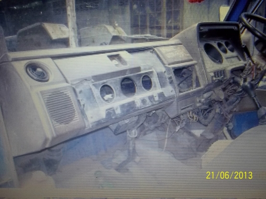 ขาย6ล้อกลางทะเบียนเอกสารพร้อมโอน  เครื่องฮีโน่  117แรง