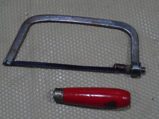 เลื่อยเอนกประสงค์พร้อมใบ