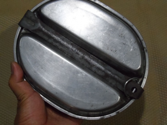 ถาด หรือ กล่อง หรือ กระทะ สนาม US.