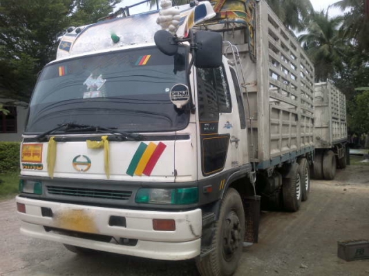 รถฮีโน่ 10 ล้อ รั้ว 260 / 240 แรงม้า  ( ขายแม่ลูก , มีขาย 2 พ่วง )   สนใจติดต่อ 081 - 6079515