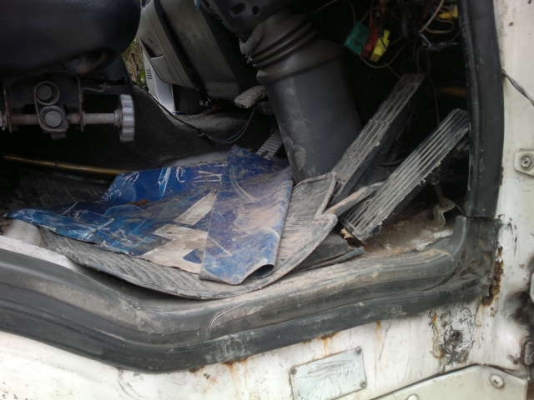 รถฮีโน่ 10 ล้อ รั้ว 260 / 240 แรงม้า  ( ขายแม่ลูก , มีขาย 2 พ่วง )   สนใจติดต่อ 081 - 6079515