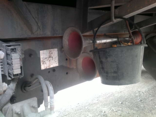 รถฮีโน่ 10 ล้อ รั้ว 260 / 240 แรงม้า  ( ขายแม่ลูก , มีขาย 2 พ่วง )   สนใจติดต่อ 081 - 6079515