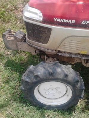 อยากขาย ยันม่าร์ 352t 35แรงม้า