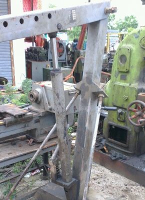 Sell> รอกยกของเคลื่อนที่ เหมาะกับงานที่โยกย้ายบ่อยๆ หรืองานนอกสถานที่ครับ นครปฐม