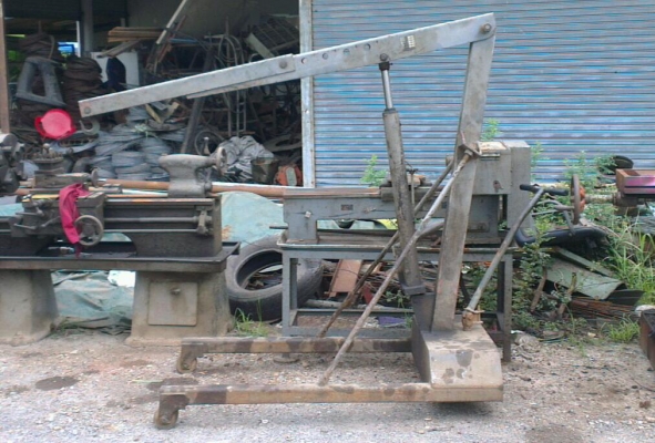 Sell> รอกยกของเคลื่อนที่ เหมาะกับงานที่โยกย้ายบ่อยๆ หรืองานนอกสถานที่ครับ นครปฐม