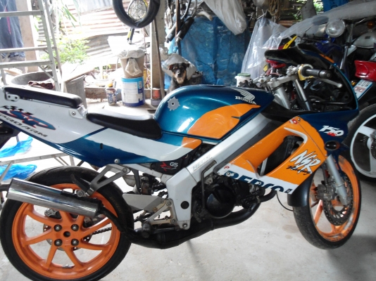 ขายด่วนคับ   ติดต่อได้ที่ เปลี่ยน ลงใหม่คับ