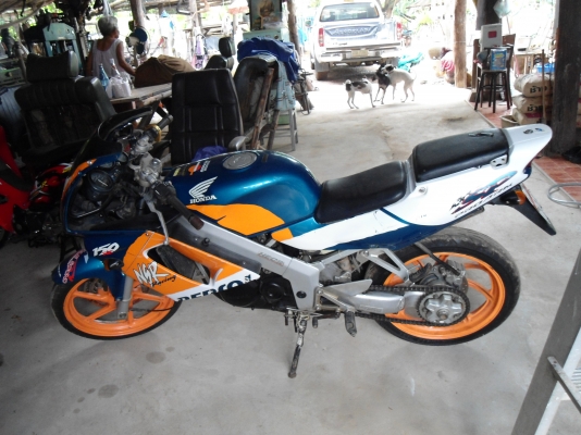 ขายด่วนคับ   ติดต่อได้ที่ เปลี่ยน ลงใหม่คับ