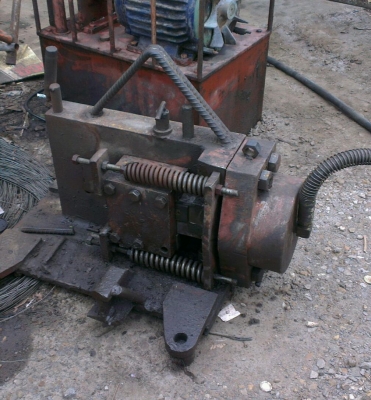 Sell> กรรไกร ตัดเหล็กเส้น เหล็กข้ออ้อย 1" นิ้ว ปั้มใหญ่ตัดสบายครับ Sell> กรรไกร ตัดเหล็กเส้น เหล็กข้ออ้อย 1" นิ้ว ปั้มใหญ่ตัดสบายครับ