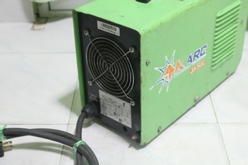 เครื่องเชื่อมระบบอินเวอเตอร์ jasic ขนาด 200A พร้อมใช้งานครับ