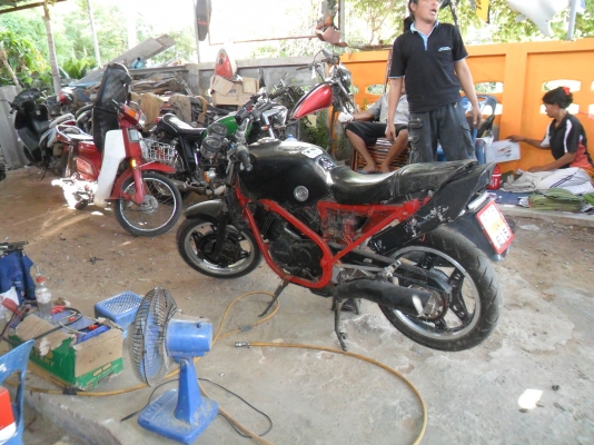 ขายHONDA VTR 250 CC รถไม่ติดจอดนานทะเบียนโอน(ขาด) ขาย 19500 ขายHONDA VTR 250 CC รถไม่ติดจอดนานทะเบียนโอน(ขาด) ขาย 19500