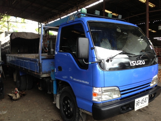 ขาย 6 ล้อ อีซูซุ NPR เครื่อง 130 แรง ปี 2546 เครน 2.5 ตัน