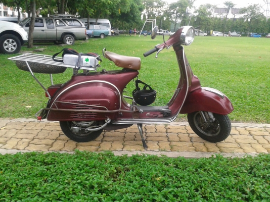 เวสป้า อิตาลี่2คัน ปี2510เเละ2517 ทะเบียนเเท้พร้อมโอน