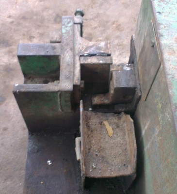 Sell> กรรไกรไฮโดรลิค ตัดเหล็กเพลา/ข้ออ้อย เหล็กเส้น พร้อมใช้งานครับ นครปฐม