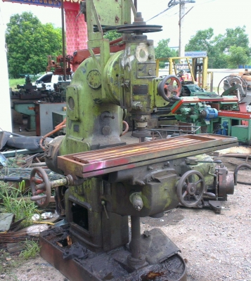 Sell> แท่นเจียรทูล เจียรใบมีด เครื่องรุ่นเก่าแต่ใช้งานได้ดีครับ มีออโต้ด้วยครับ เครื่องของอังกฤษครับ