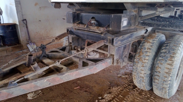 (หลุดมัดจำ)หางพ่วงดั้ม2คาน*ผลิตเมื่อ 28-8-49 ยางสวยเต็มทั้ง8เส้น