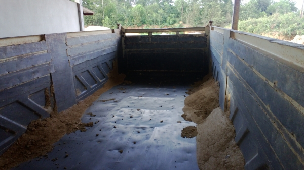 (หลุดมัดจำ)หางพ่วงดั้ม2คาน*ผลิตเมื่อ 28-8-49 ยางสวยเต็มทั้ง8เส้น