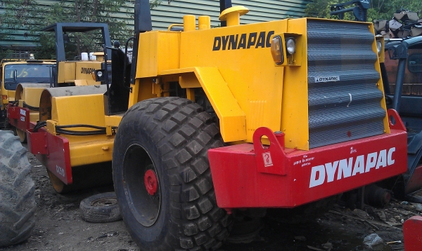 ขายรถบดCA251D สภาพดีมีให้เลือกหลายคัน ขายรถบดCA251D สภาพดีมีให้เลือกหลายคัน