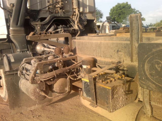 รถอิซูซุ 10 ล้อดั้ม FXZ 270 แรงม้า   ( ขายแม่ลูก )  สนใจติดต่อ 081 - 6079515