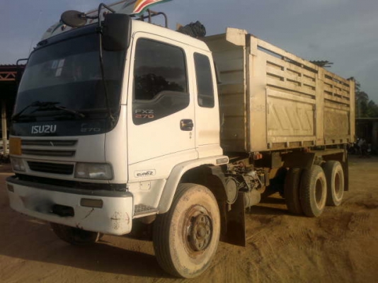 รถอิซูซุ 10 ล้อดั้ม FXZ 270 แรงม้า   ( ขายแม่ลูก )  สนใจติดต่อ 081 - 6079515