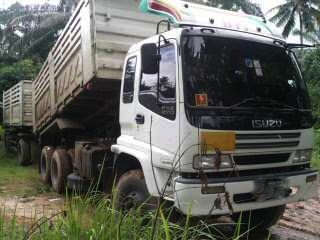 รถอิซูซุ 10 ล้อดั้ม FXZ 270 แรงม้า   ( ขายแม่ลูก )  สนใจติดต่อ 081 - 6079515