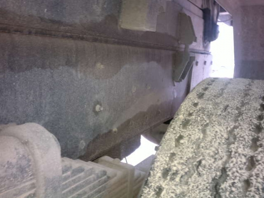 รถอิซูซุ 10 ล้อดั้ม FXZ 270 แรงม้า ปี 50  สนใจติดต่อ 081 - 6079515