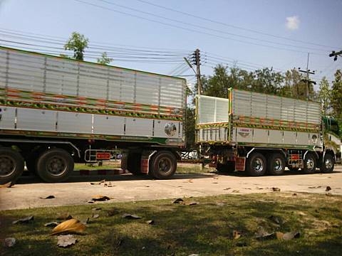 ต้องการรถสิบล้อดั้มเดี่ยว รถพ่วงวิ่งงานร่วมขนทราย