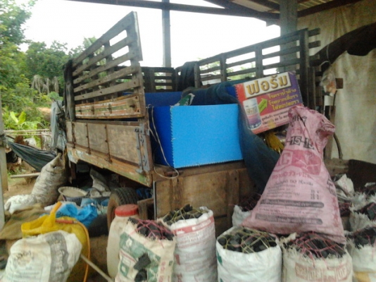 ***ขายแล้วครับขอบคุณ Truck2hand ขายแต๋น4ล้อ ราคาเบาๆ สภาพใช้งานได้ปกติ เอกสารเล่มทะเบียน เครื่องET110 11HP เครื่องดีสตาร์ทติดง่าย แรงดี ช่วงล่างคานหน้า-เฟืองท้าย DATSUN เกียร์J คัสซีหน้า 4 ไม่ผุไม่ดาม พ.ธรรมดา กระบ2.5ม.พื้นไม้คอกไม้สภาพดี พร้อมใช้ พร้อมลุ