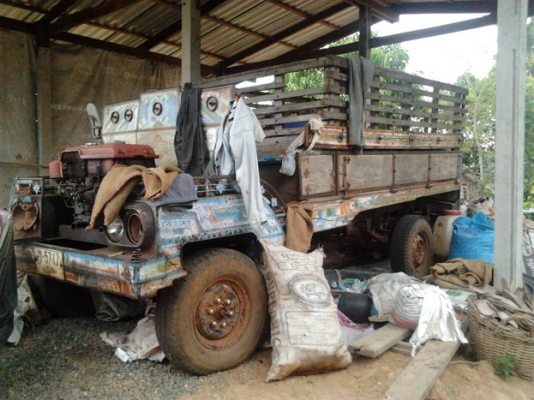 ***ขายแล้วครับขอบคุณ Truck2hand ขายแต๋น4ล้อ ราคาเบาๆ สภาพใช้งานได้ปกติ เอกสารเล่มทะเบียน เครื่องET110 11HP เครื่องดีสตาร์ทติดง่าย แรงดี ช่วงล่างคานหน้า-เฟืองท้าย DATSUN เกียร์J คัสซีหน้า 4 ไม่ผุไม่ดาม พ.ธรรมดา กระบ2.5ม.พื้นไม้คอกไม้สภาพดี พร้อมใช้ พร้อมลุ