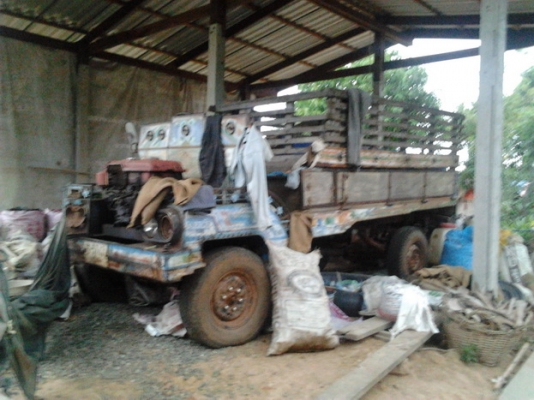 ***ขายแล้วครับขอบคุณ Truck2hand ขายแต๋น4ล้อ ราคาเบาๆ สภาพใช้งานได้ปกติ เอกสารเล่มทะเบียน เครื่องET110 11HP เครื่องดีสตาร์ทติดง่าย แรงดี ช่วงล่างคานหน้า-เฟืองท้าย DATSUN เกียร์J คัสซีหน้า 4 ไม่ผุไม่ดาม พ.ธรรมดา กระบ2.5ม.พื้นไม้คอกไม้สภาพดี พร้อมใช้ พร้อมลุ