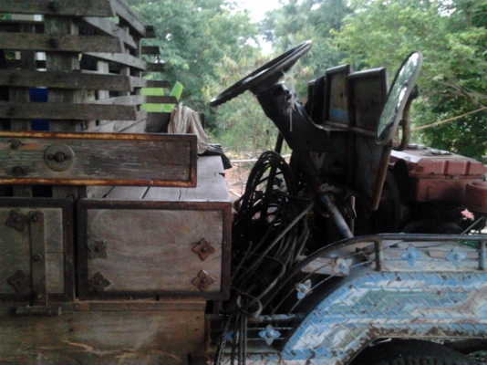 ***ขายแล้วครับขอบคุณ Truck2hand ขายแต๋น4ล้อ ราคาเบาๆ สภาพใช้งานได้ปกติ เอกสารเล่มทะเบียน เครื่องET110 11HP เครื่องดีสตาร์ทติดง่าย แรงดี ช่วงล่างคานหน้า-เฟืองท้าย DATSUN เกียร์J คัสซีหน้า 4 ไม่ผุไม่ดาม พ.ธรรมดา กระบ2.5ม.พื้นไม้คอกไม้สภาพดี พร้อมใช้ พร้อมลุ