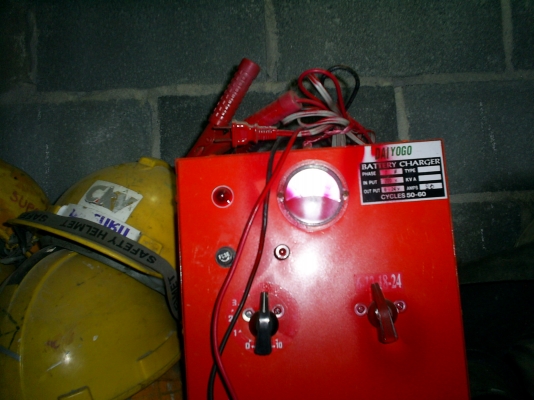 เครื่องชาร์ทไฟ รถยนต์