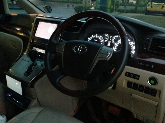 ขาย Toyota Vellfire ปี2010 ขาย Toyota Vellfire ปี2010