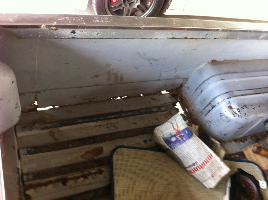 ขายมาสด้า แฟมมิเลีย แคปหลอก 1300