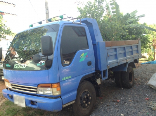 ISUZU  ELF 6 ล้อดั้ม ราคาลดสุดๆๆ ค่ะ พี่หนุ่มจังหวัดชัยภูมิจองแล้วค่ะ