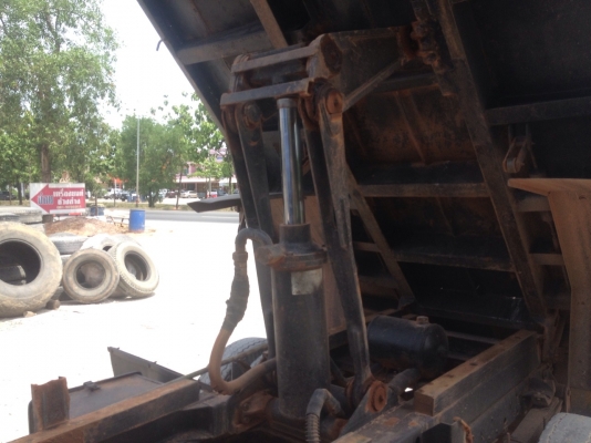 ISUZU ELF 6 ล้อดั้ม ราคาลดสุดๆๆ ค่ะ พี่หนุ่มจังหวัดชัยภูมิจองแล้วค่ะ ISUZU ELF 6 ล้อดั้ม ราคาลดสุดๆๆ ค่ะ พี่หนุ่มจังหวัดชัยภูมิจองแล้วค่ะ