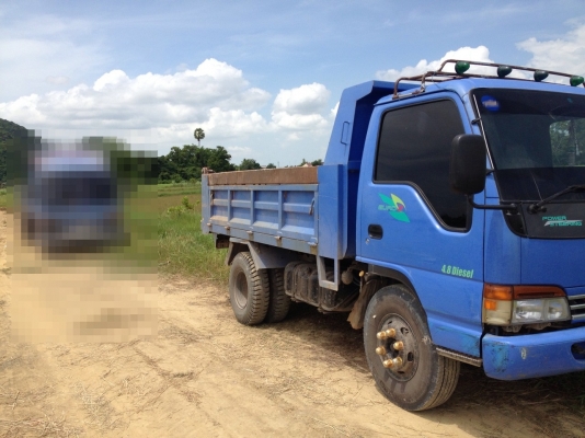 ISUZU ELF 6 ล้อดั้ม ราคาลดสุดๆๆ ค่ะ พี่หนุ่มจังหวัดชัยภูมิจองแล้วค่ะ ISUZU ELF 6 ล้อดั้ม ราคาลดสุดๆๆ ค่ะ พี่หนุ่มจังหวัดชัยภูมิจองแล้วค่ะ