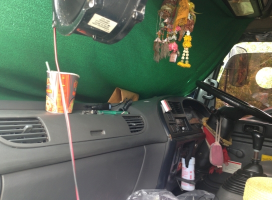 ISUZU DECA FXZ 320 HP EURO2 ปี 48 รถพ่วงแม่+ลูก กระบะดั๊มพ์เหล็กคอกเกษตรของอู่ CTV ทั้งแม่ทั้งลูก ลูก 2 เพลาดั๊มพ์ความยาว 6.20 เมตรสภาพสวย เครื่องแน่นแรงดี ภายในเก๋งคอนโซลสวยอุปกรณ์ภายในครบ แอร์เย็น พวงมาลัยเพาเวอร์ ระบบเบรคทริ๊ปฟี้ ช่วงล่างคัชซีสวย ยางสภ