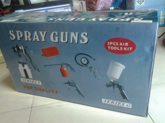 spray gun   rotake 5 in 1    airtool kit  ครบชุด  จัดส่งเคอรี่เก็บเงินปลายทางได้ครับ