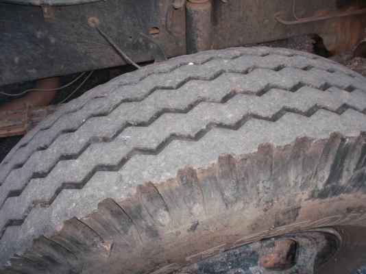 ขายด่วนรถสิบล้อหลงโบซ๊L4164เครือง6D16โบ220แรงม้า