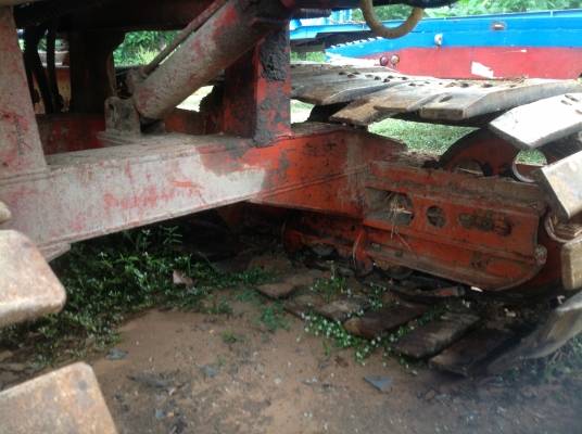 ขายแล้วครับไทยเส็งยนต์ รองกระสอบรุ่นไอ้โหด ตัวเดิน PC-200ปั้มไดกิ้น-PV22