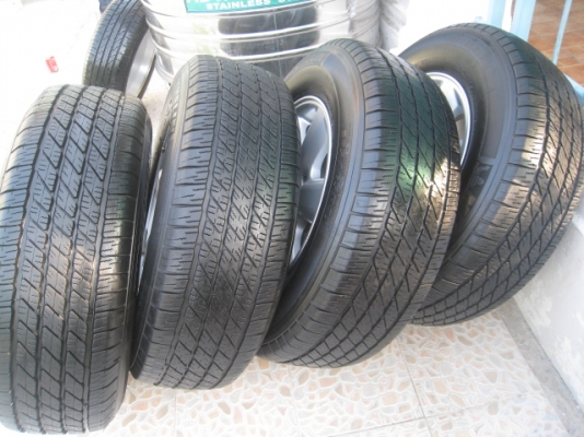 ขายล้อแม็ก Toyota vigo 17"x7.5" et 30 6รู 139+ ยางปี 10,3 เส้นและปี 11,1 เส้น(081-3747940)