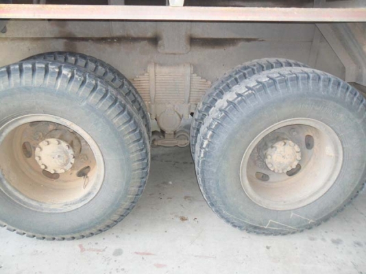 Isuzu Deca 270 ปี 47-48