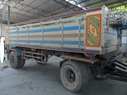 Isuzu Deca 270 ปี 47-48