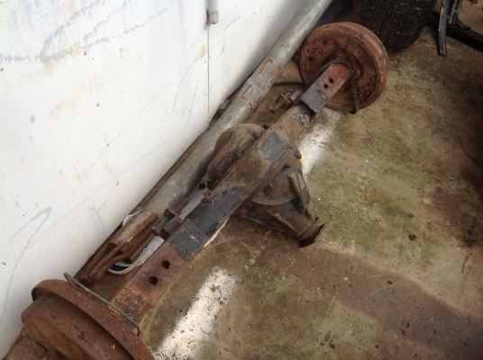 ขายด่วน เพลาหลัง โตโยต้า คราวน์ดิสเบรค เฟือง 10/41พร้อมใช้ไม่หอน