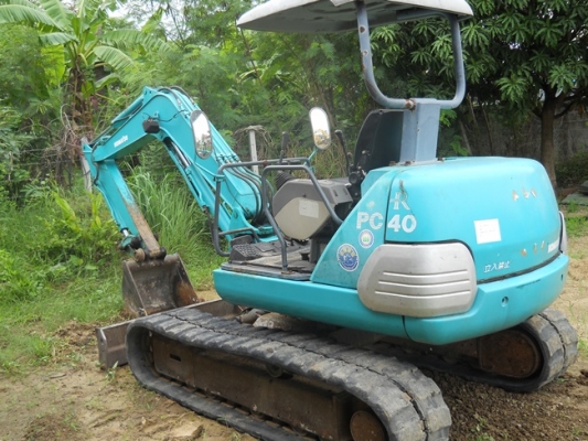 รถเก่านอก pc 40-7 สนใจโทร 082-7211671 อี๊ดสองห้อง