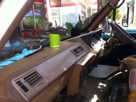 ขายด่วน!  รถตู้ toyota  เครื่องนอก (2400) ปี 35 เครื่องแน่นดีมาก  รถใช้งานทุกวัน  เอกสารเล่มทะเบียนพร้อมโอน