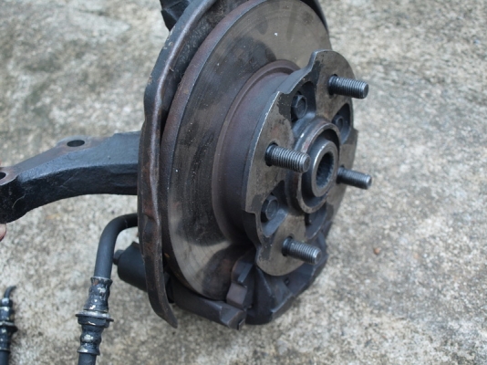 ขายดุมล้อ ไดฮัทสุ ชาเรด