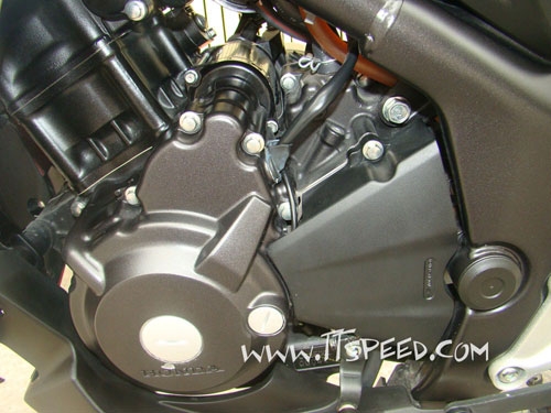 ขายถูก cbr 250r หัวฉีดรถปี55 วิ่งมาแค่ 350 โล